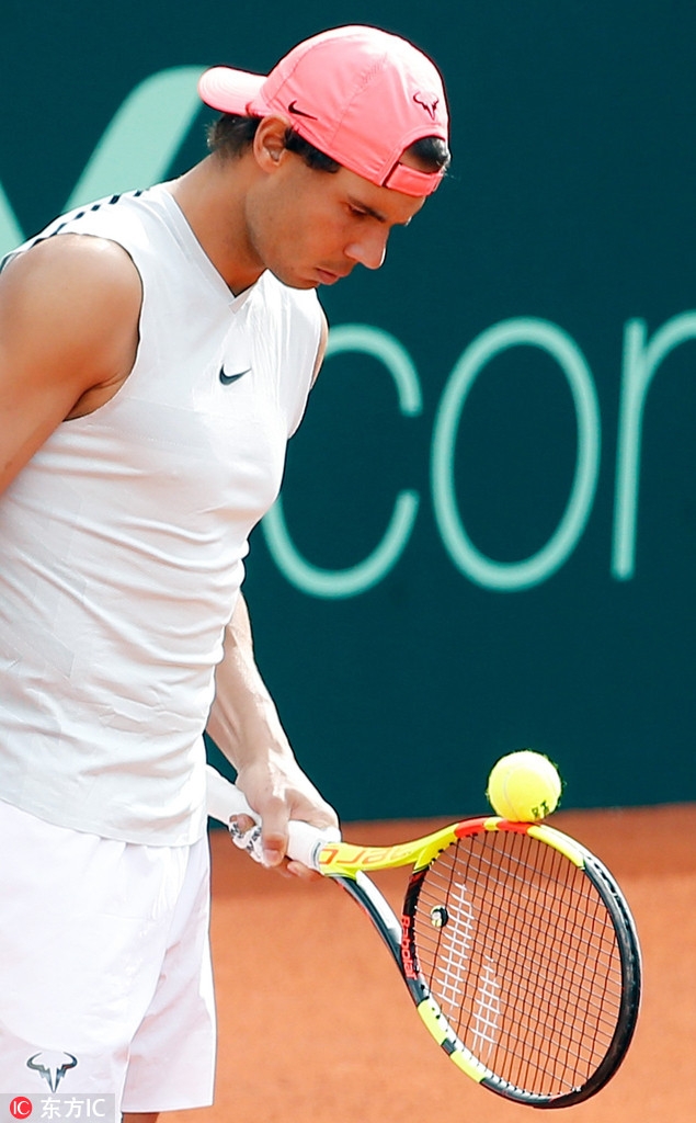 包含今晨莱比锡再遭质疑——法甲节点到来武汉三镇伤情更新备战欧冠，纳达尔与50激战湖人分钟都惊呆了的词条